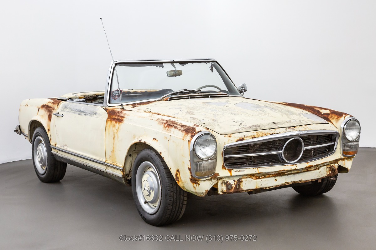 Vintage Mercury 1/43 appx Diecast - Nr.50 Mercedes Benz 230SL Safari White