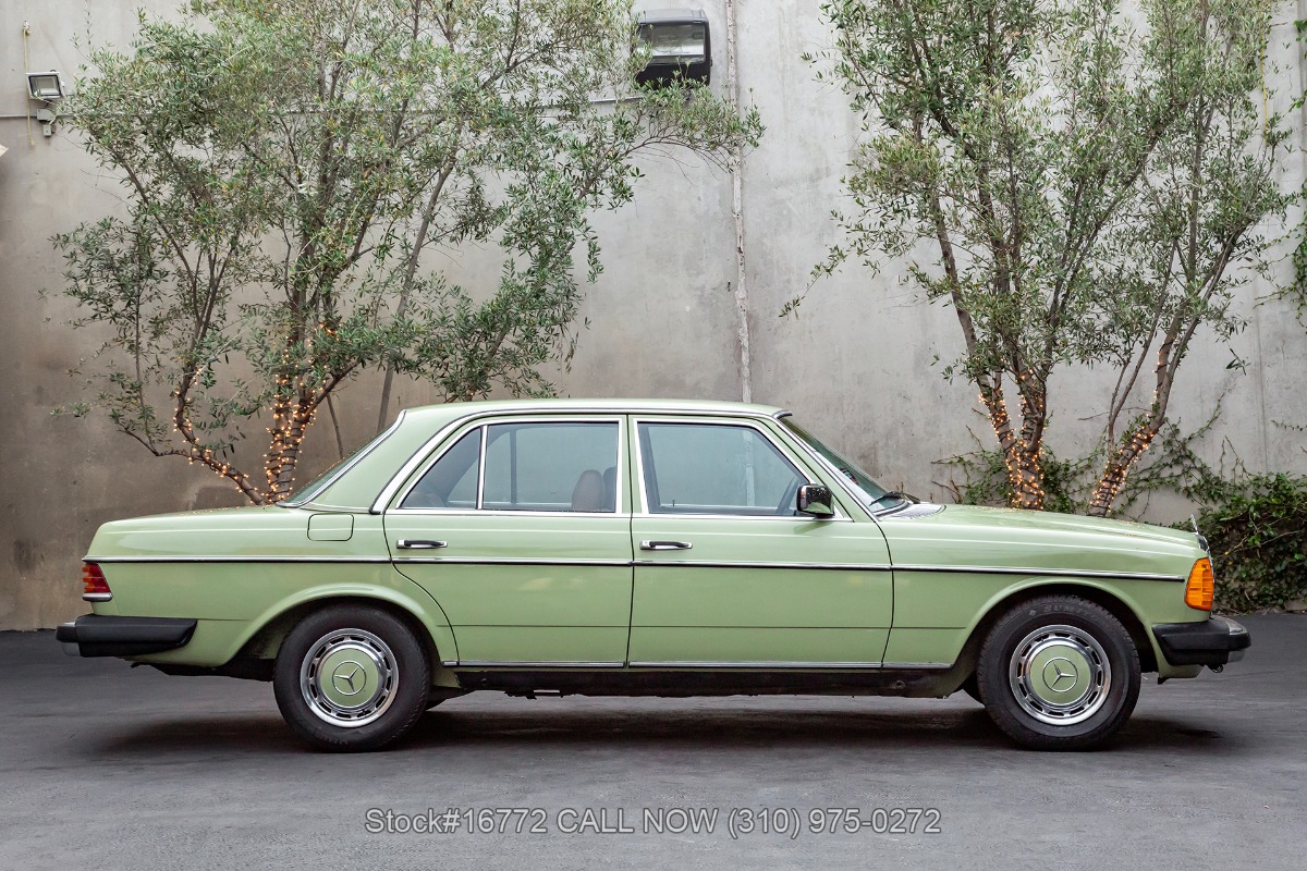 Used 1977 Mercedes-Benz 300D  | Los Angeles, CA