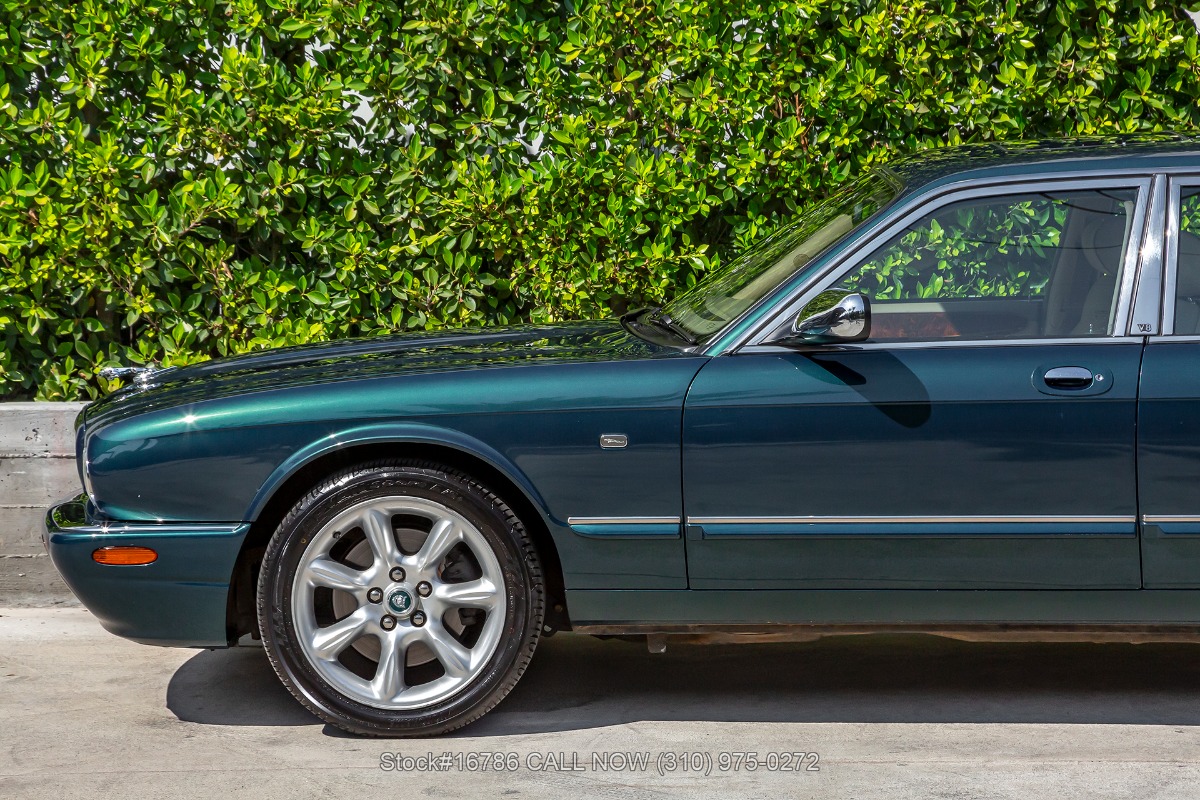 Used 2002 Jaguar Super V8  | Los Angeles, CA