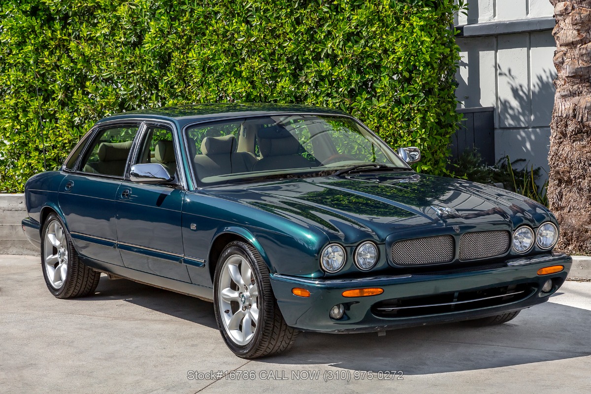 Used 2002 Jaguar Super V8  | Los Angeles, CA