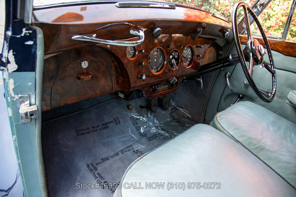 1949 Bentley MK VI | Beverly Hills Car Club