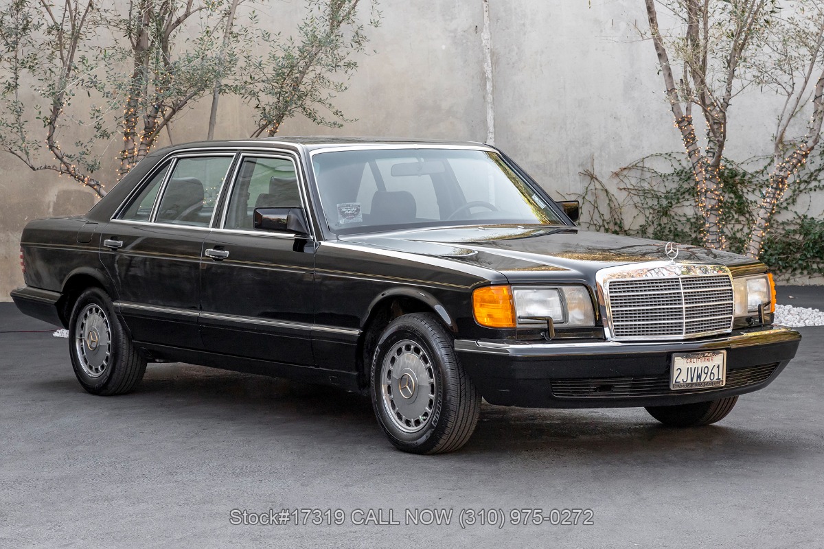 1988 Mercedes-Benz 420SEL 