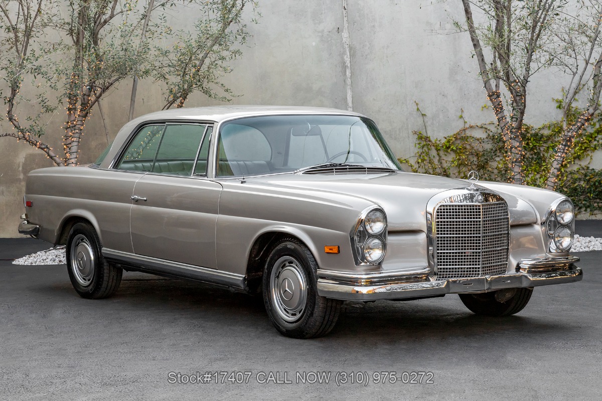 1969 Mercedes-Benz 280SE Sunroof Coupe 