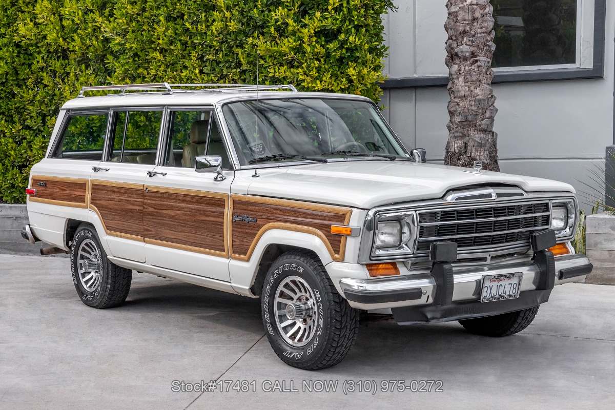 1987 Jeep Grand Wagoneer 