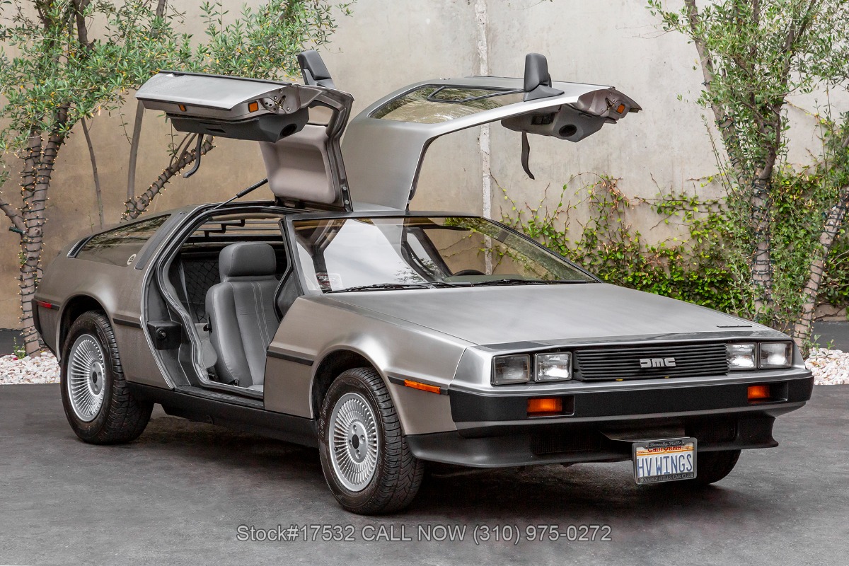 1982 DeLorean DMC-12 