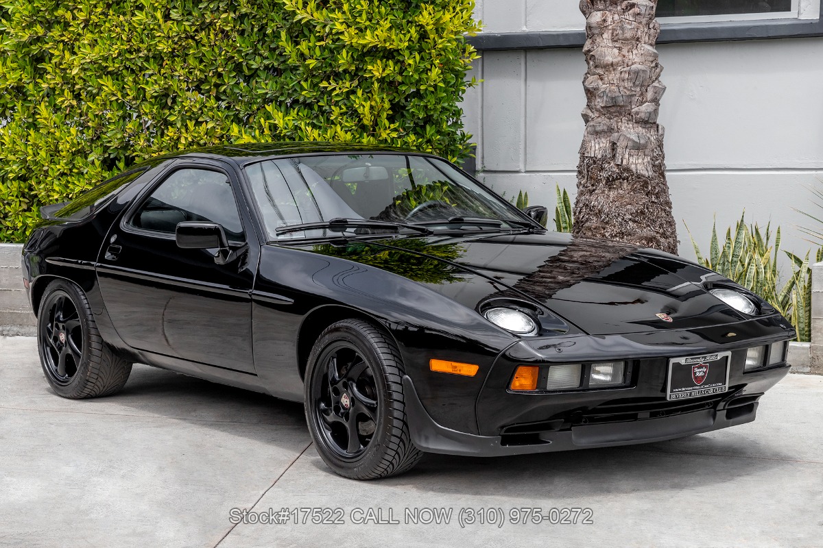 1984 Porsche 928S 