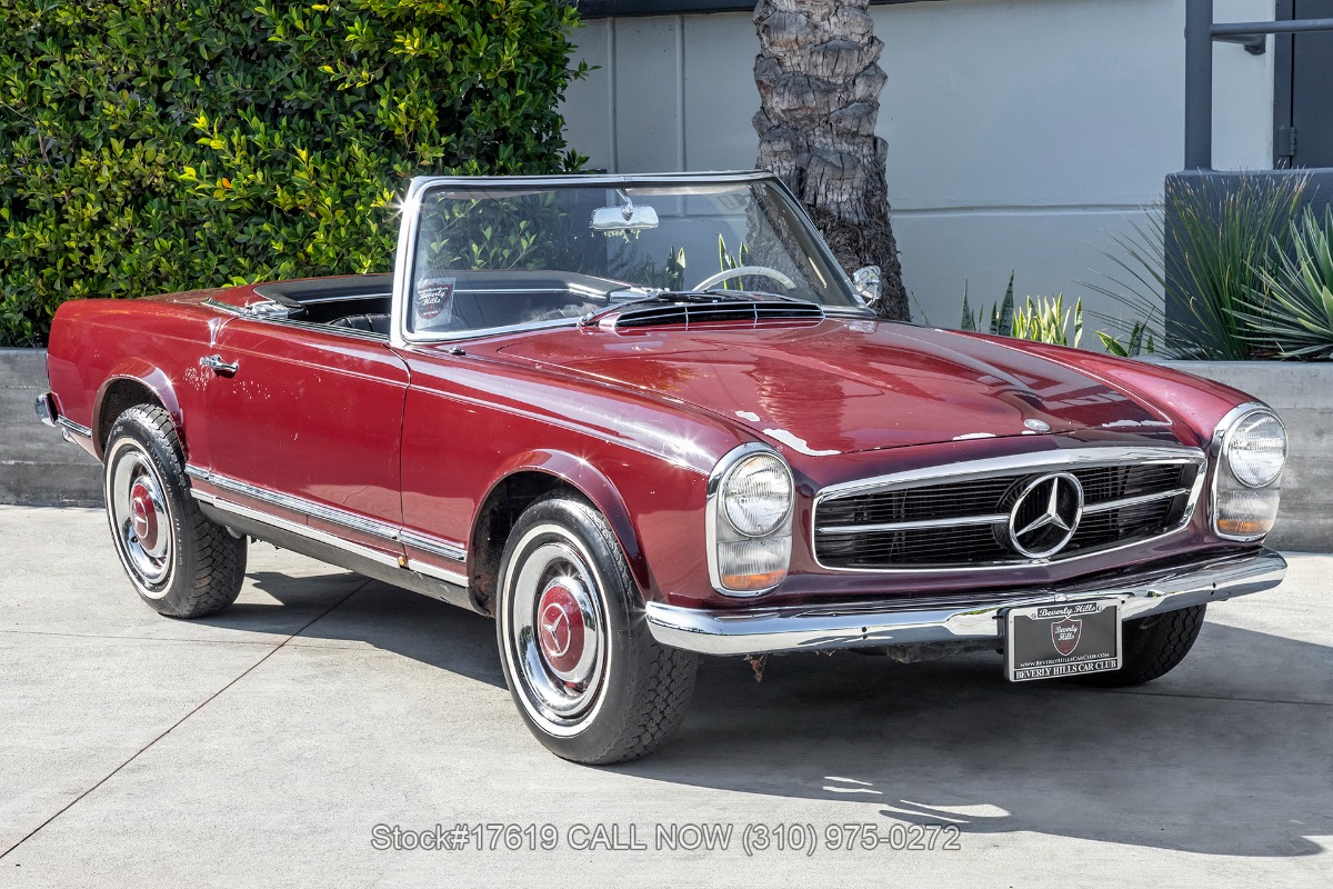 1966 Mercedes-Benz 230SL 
