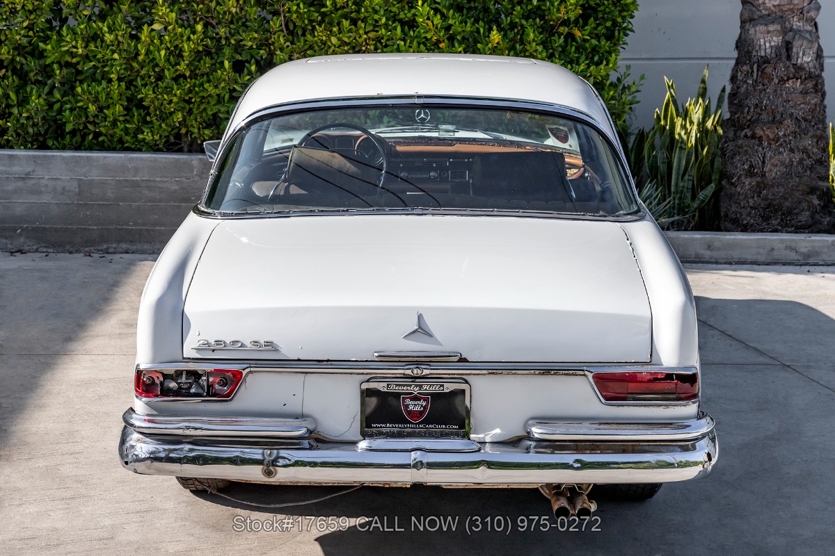 1967 Mercedes-Benz 280SE Sunroof Coupe | Beverly Hills Car Club