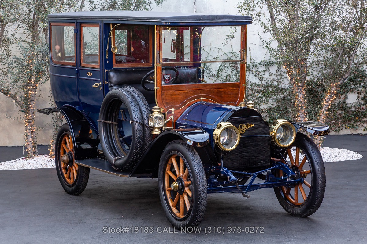 1911 Cadillac Model 30 Limousine Right-Hand-Drive