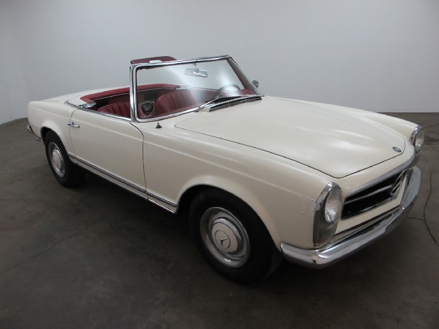 1965 Mercedes-Benz 230SL 