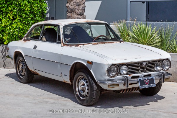 1974 Alfa Romeo GTV 2000