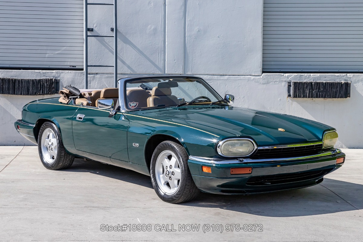 シャガール 1994 Jaguar XJS 2+2 Convertible 5-Speed | Beverly Hills Car Club
