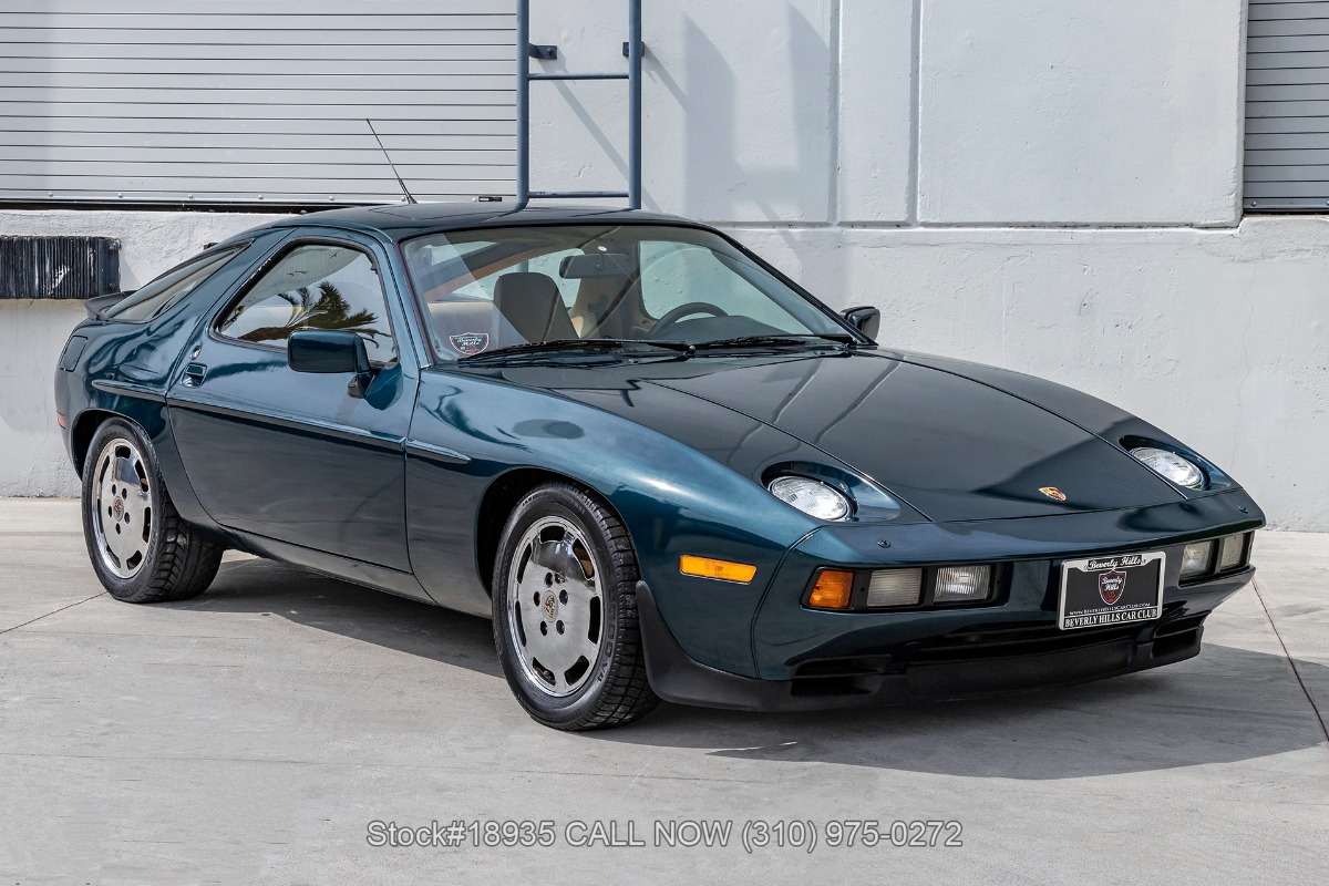 【MAXICHAMPS】Porsche 928 Blue MAXICHAMPS】Porsche 928 Blue Zylmex/Motormax 1/24 Porsche