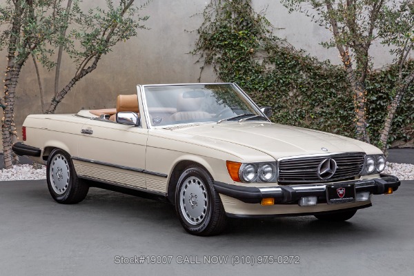 1988 Mercedes-Benz 560SL | Beverly Hills Car Club