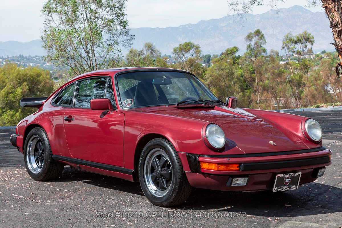 1989 Porsche 911 Carrera Coupe 