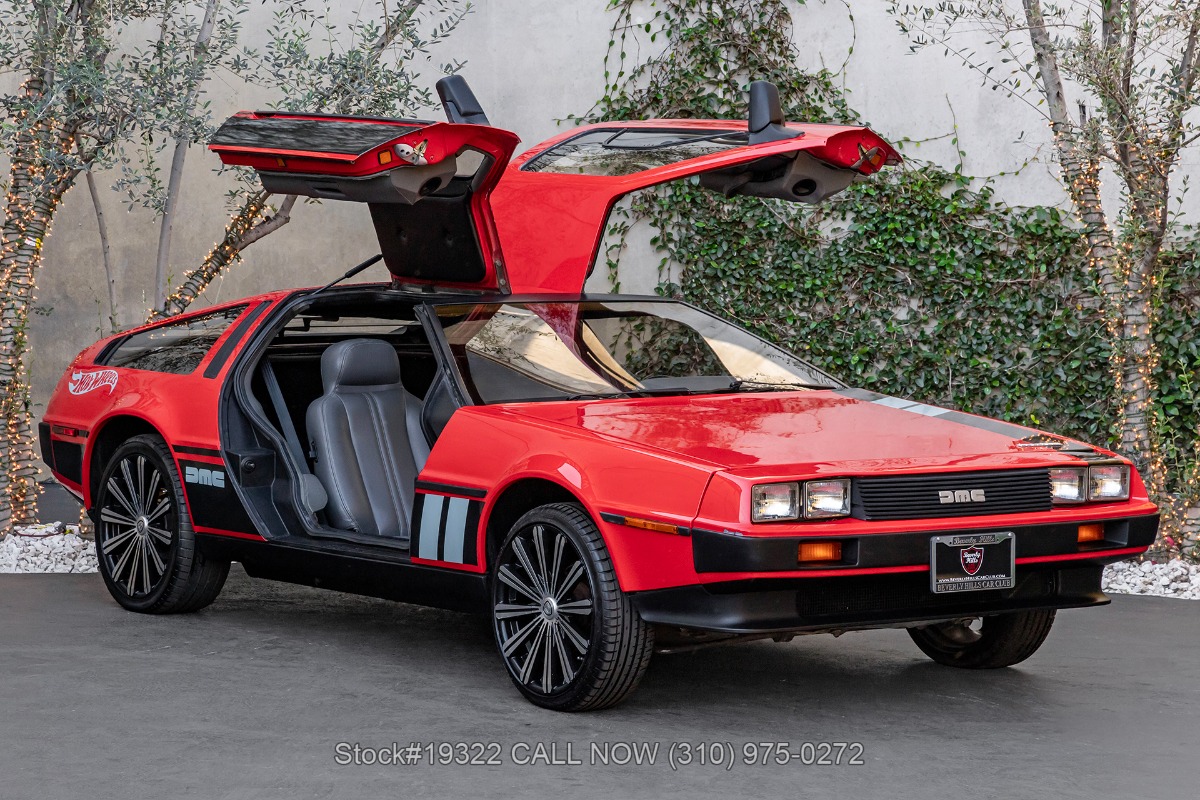 1982 DeLorean DMC-12 5-Speed Hot Wheels Tribute