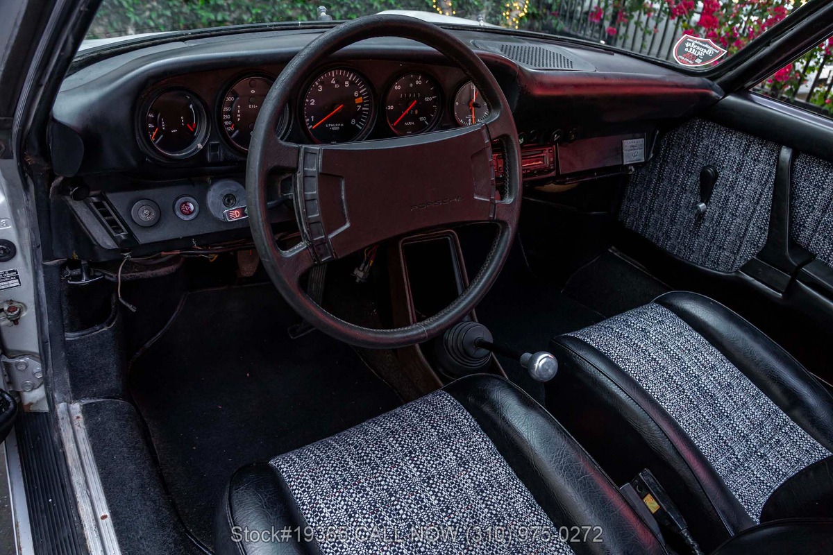 1975 911S Sunroof Delete Coupe Silver Anniversary Edition picture #16