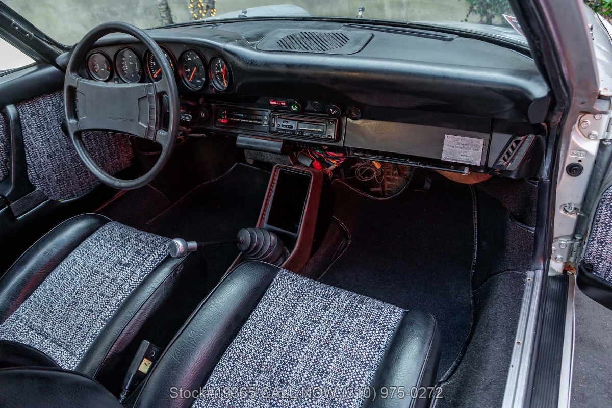 1975 911S Sunroof Delete Coupe Silver Anniversary Edition picture #21