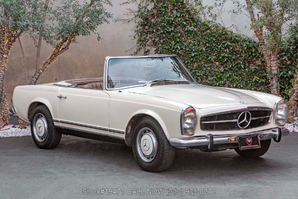 1966 Mercedes-Benz 230SL