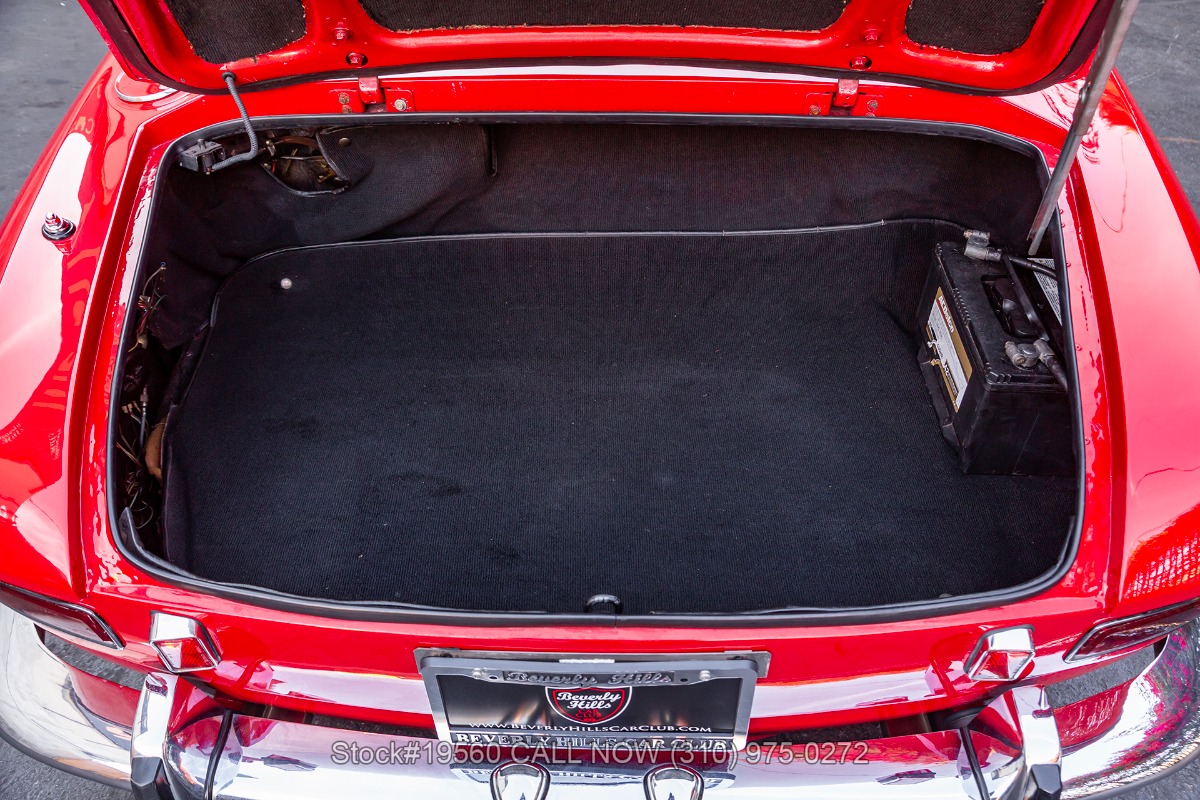 1966 330GT 2+2 Series II 5-Speed picture #24