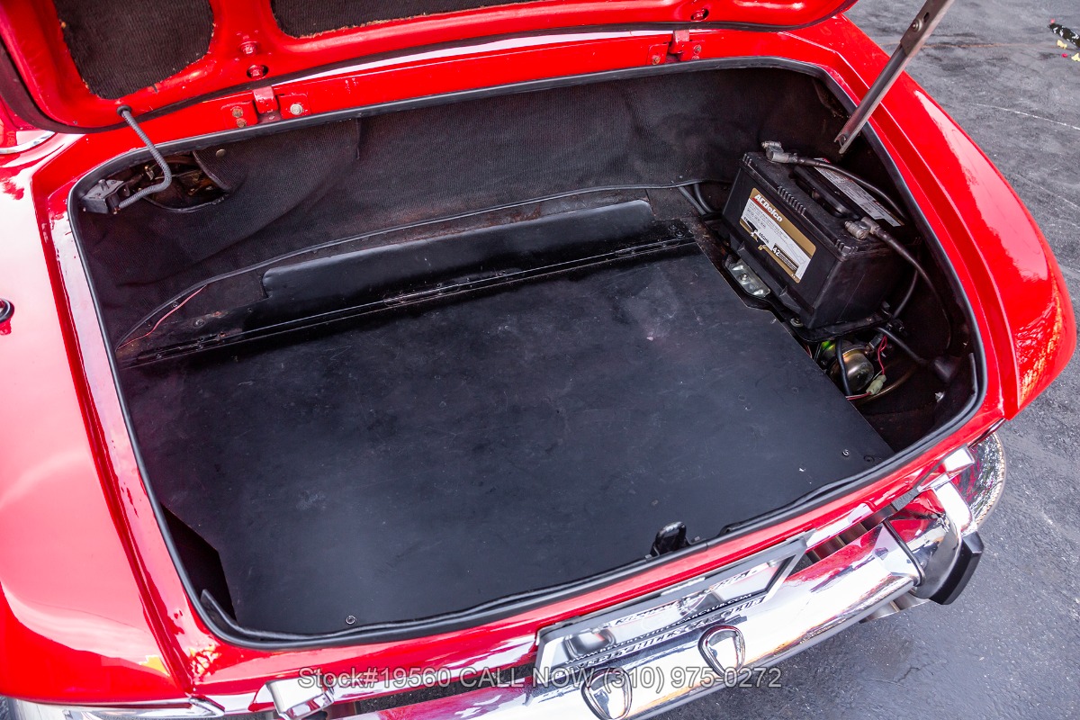 1966 330GT 2+2 Series II 5-Speed picture #29