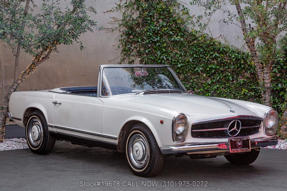 1964 Mercedes-Benz 230SL Pagoda With 2 Tops