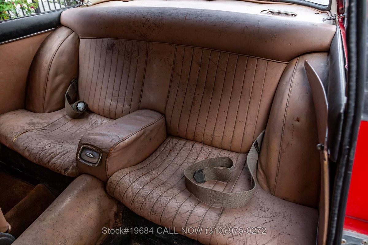 1964 330GT 2+2 Series I picture #15