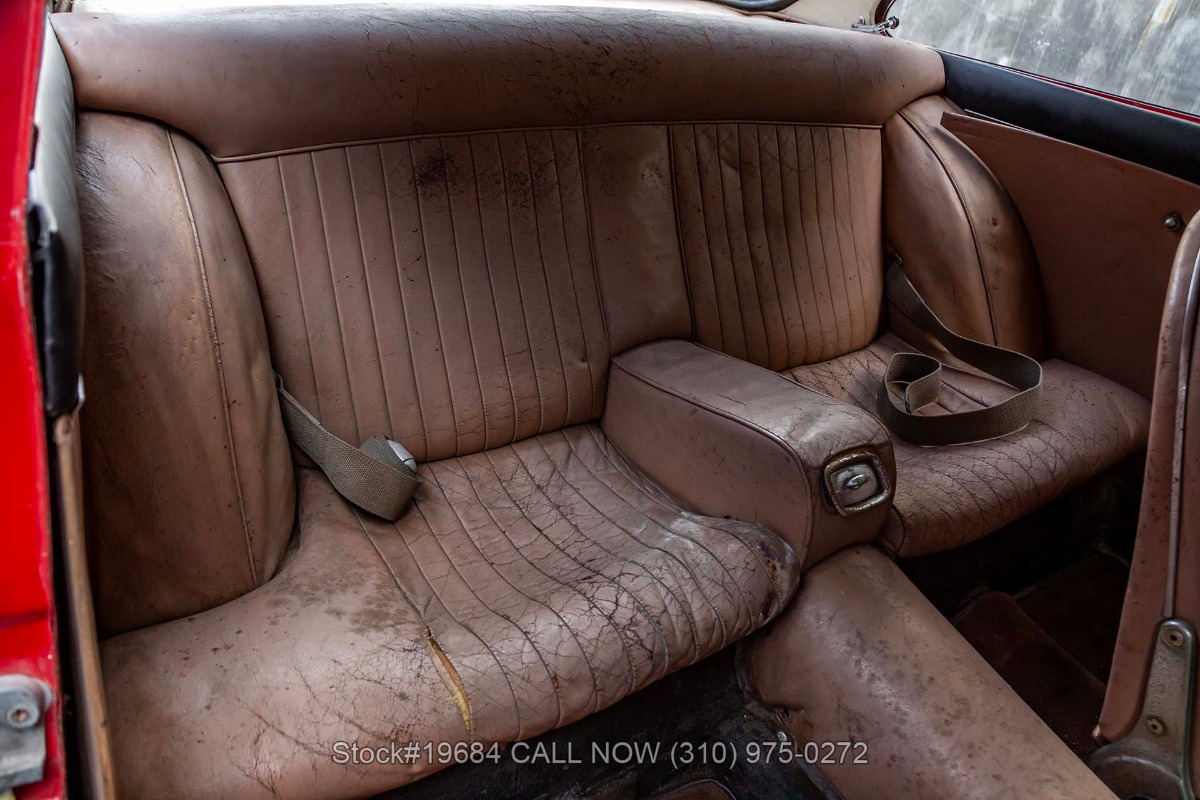 1964 330GT 2+2 Series I picture #19
