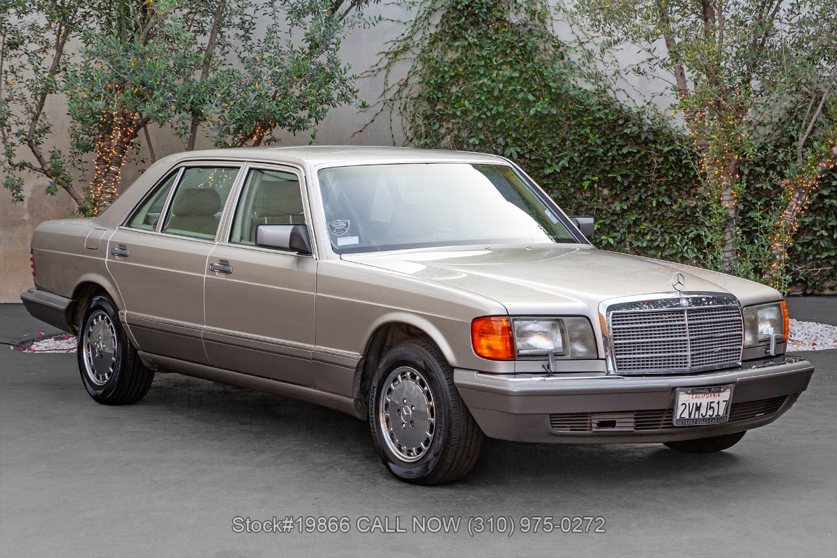 1991 Mercedes-Benz 560SEL 