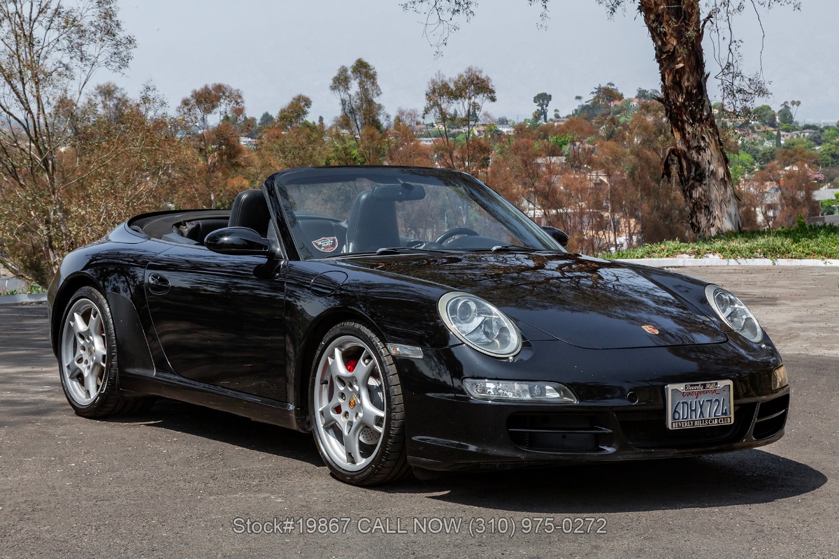 2005 Porsche 911's photo