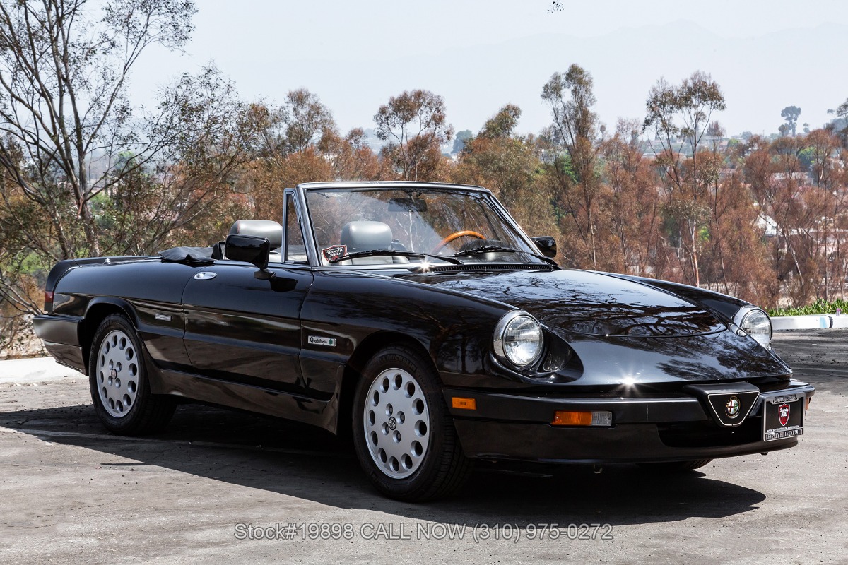 1989 Alfa Romeo Spider Quadrifoglio 