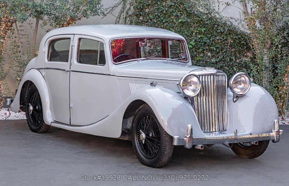 1945 Jaguar 1 1/2 Litre Saloon Mark IV Right-Hand Drive