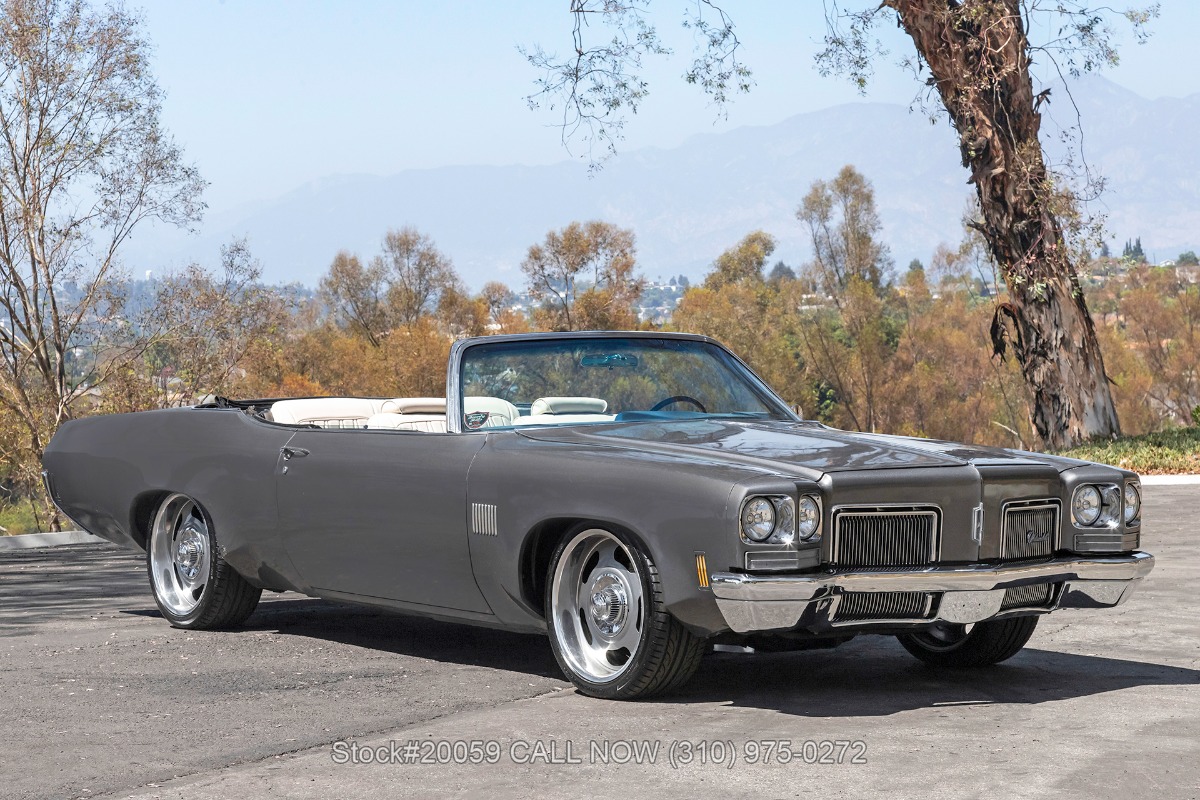 1972 Oldsmobile Delta 88 Royale Convertible 