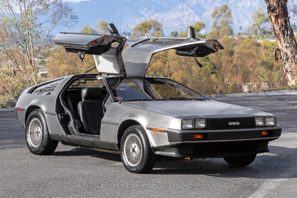 1981 DeLorean DMC-12