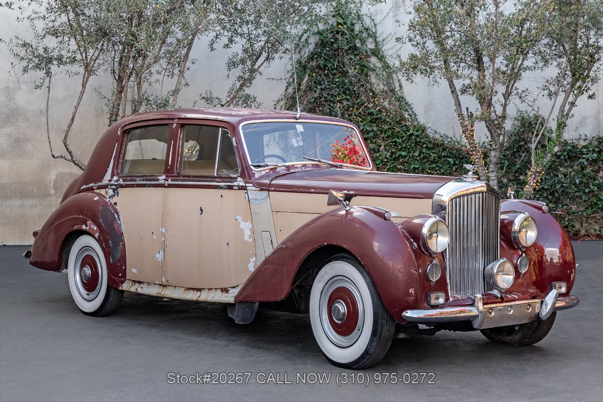 1954 Bentley R-Type Saloon