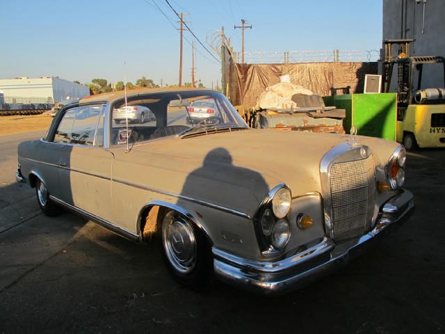 1966 Mercedes-Benz 300SE Coupe