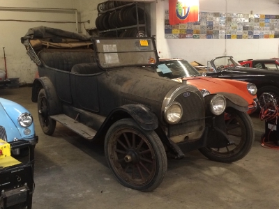 1917 Oldsmobile 45