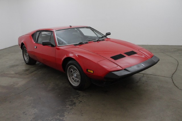 1973 DeTomaso Pantera 