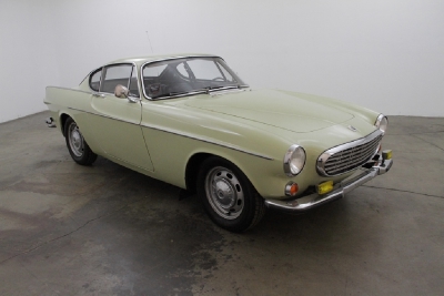 1967 Volvo P1800
