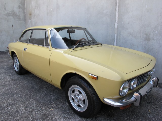 1973 Alfa Romeo GTV 2000