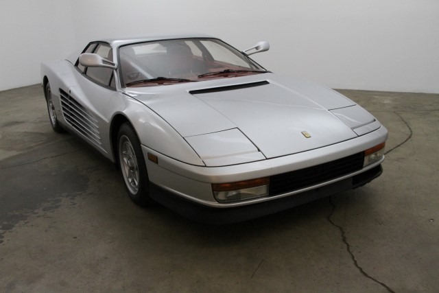 Lot - A Ferrari Testarossa 1:8 scale die-cast metal and