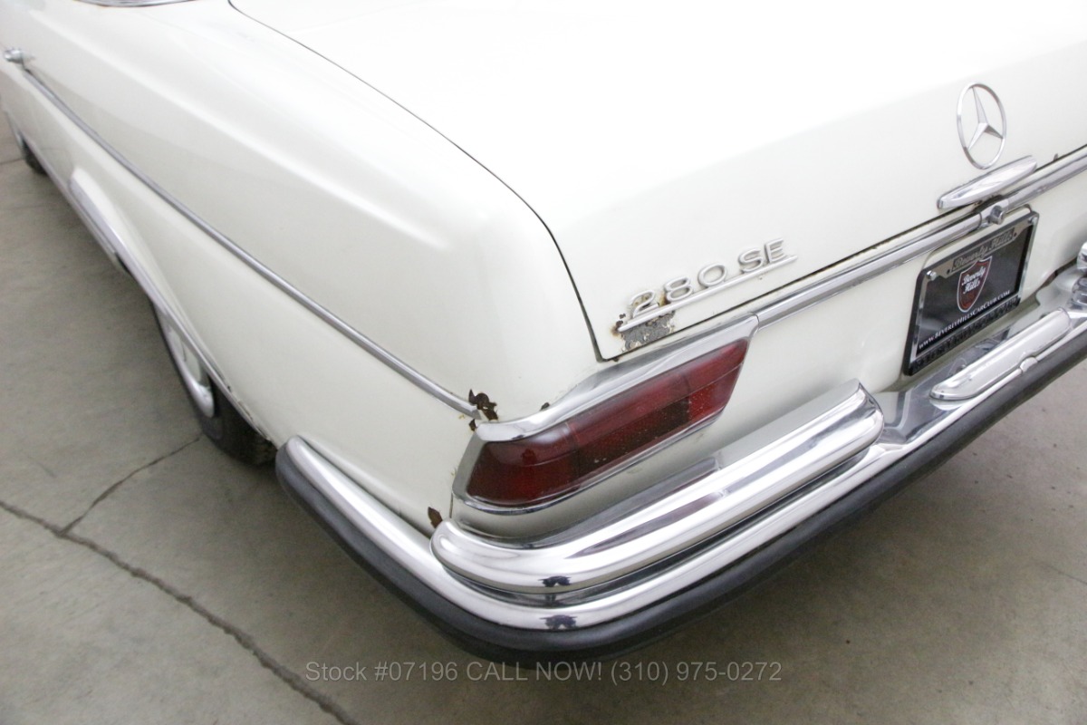 1962 Mercedes-Benz 220SE b | Beverly Hills Car Club