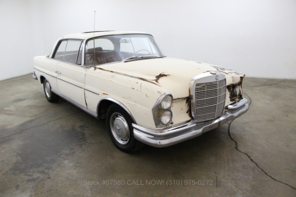1966 Mercedes-Benz 220SE