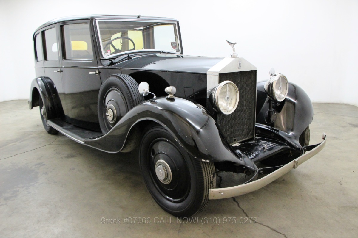 RollsRoyce Phantom được độ thành xe limousine cực chất