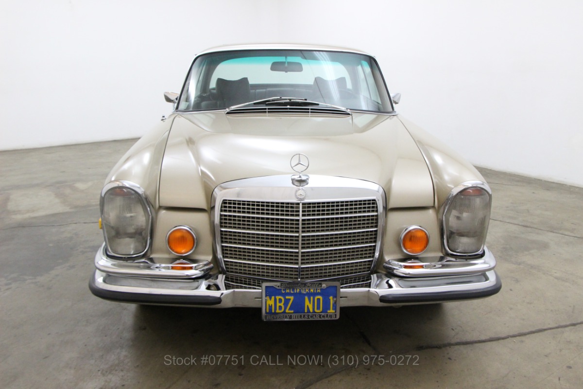 1970 Mercedes-Benz 280SE Sunroof Coupe | Beverly Hills Car Club