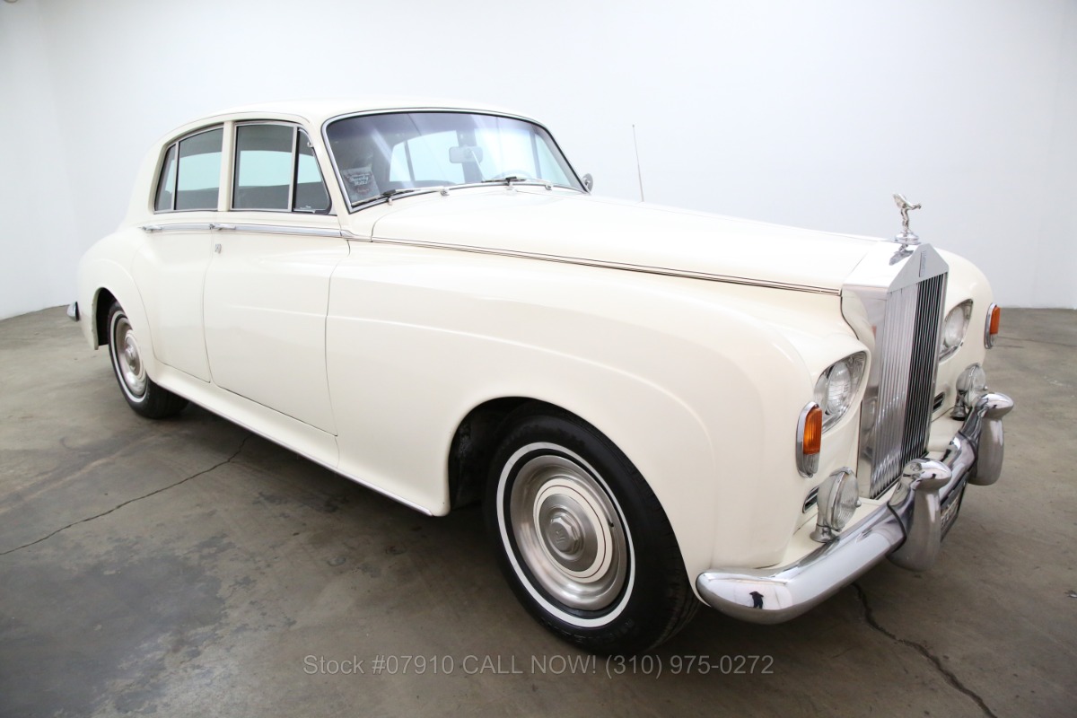 81-98 ROLLS ROYCE SILVER SPUR LEFT DOOR HANDLE