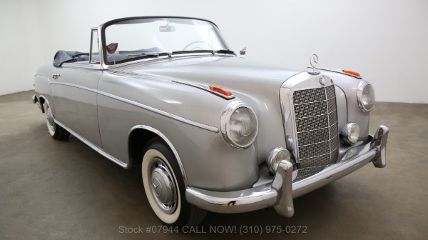 1959 Mercedes-Benz 220S