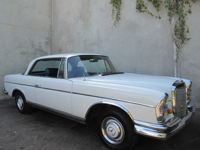 1967 Mercedes-Benz 300SE 