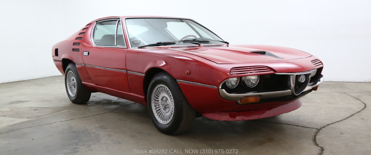 Alfa Romeo Montreal (1973) - Gestión de Venta de Vehículos Deportivos