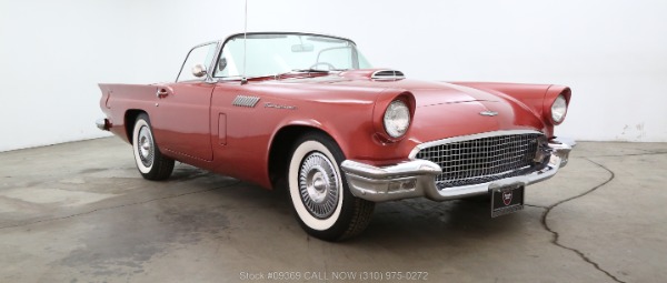 1957 Ford Thunderbird